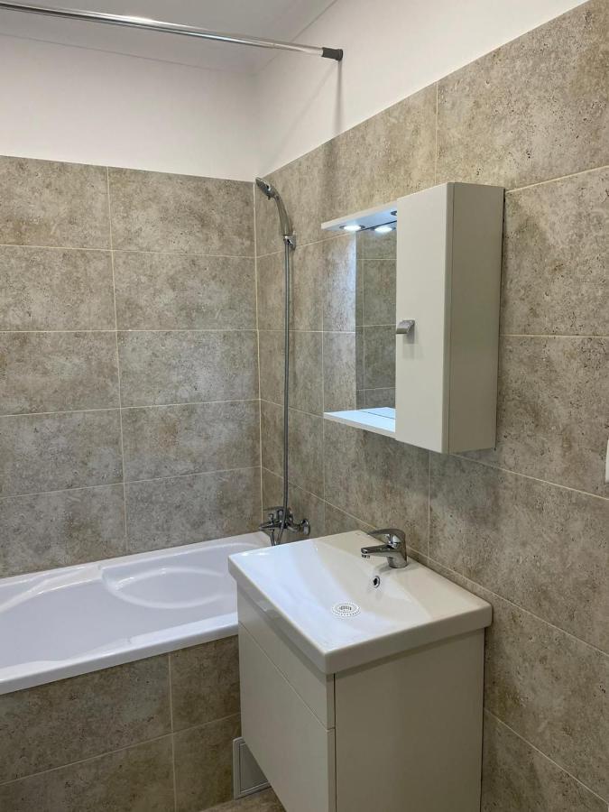 Residence Tineretului Rosu Ngoại thất bức ảnh